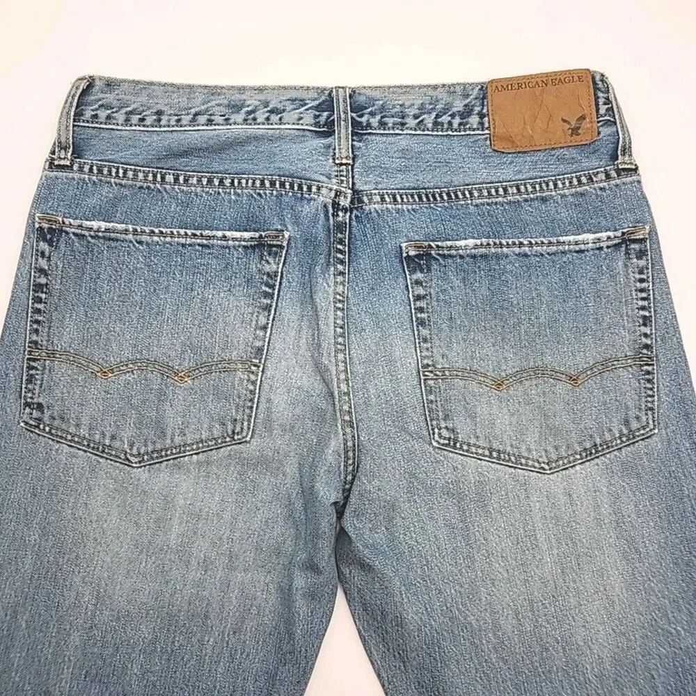 American Eagle Jeans Relaxed Men Sz 31 x 32 Cotton Light Wash Distressed Pants